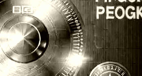 The Yield Drop That Defies Logic: A Macro Signal for Crypto